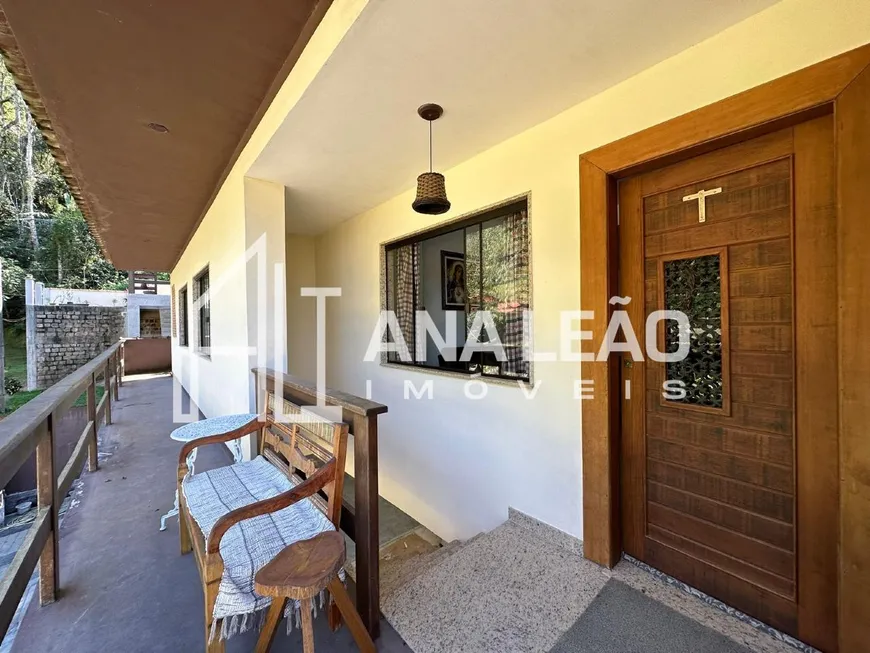 Foto 1 de Casa de Condomínio com 3 Quartos à venda, 183m² em Caneca Fina, Guapimirim