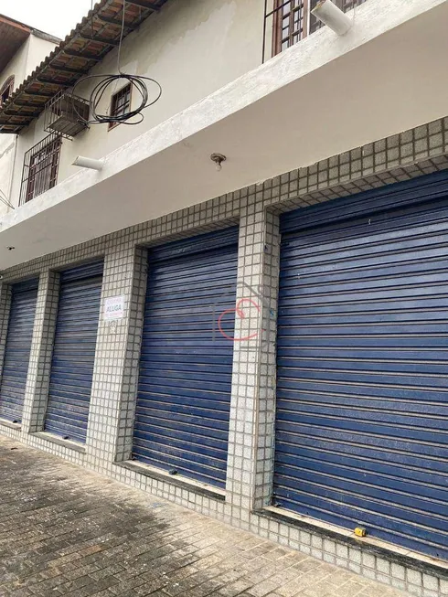 Foto 1 de Ponto Comercial para alugar, 40m² em Sol e Mar, Macaé