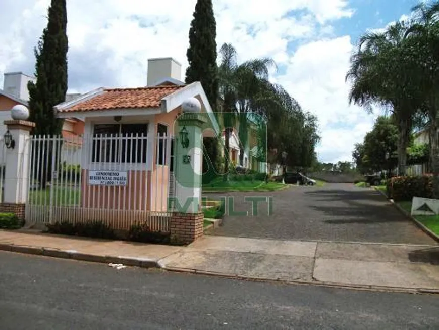 Foto 1 de Casa de Condomínio com 3 Quartos à venda, 80m² em Itapema Sul, Uberlândia