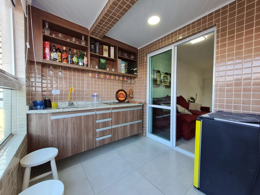Foto 1 de Apartamento com 2 Quartos à venda, 64m² em Cidade Ocian, Praia Grande