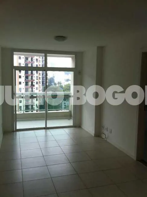 Foto 1 de Apartamento com 2 Quartos à venda, 98m² em Santa Rosa, Niterói