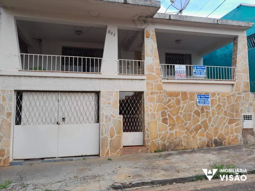 Foto 1 de Casa com 3 Quartos à venda, 127m² em Estados Unidos, Uberaba