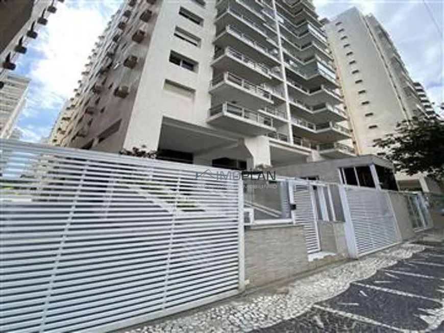 Foto 1 de Apartamento com 3 Quartos à venda, 135m² em Barra Funda, Guarujá