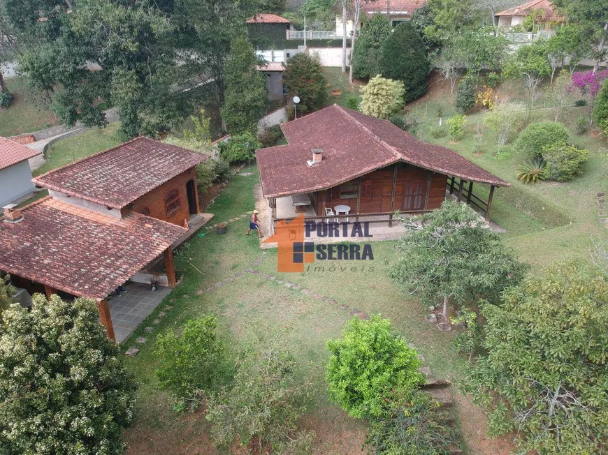 Foto 1 de Casa com 3 Quartos à venda, 140m² em Quebra Frascos, Teresópolis