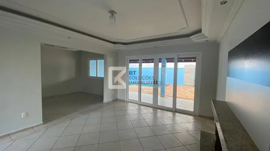 Foto 1 de Sobrado com 3 Quartos à venda, 214m² em Jardim Esplanada, Indaiatuba