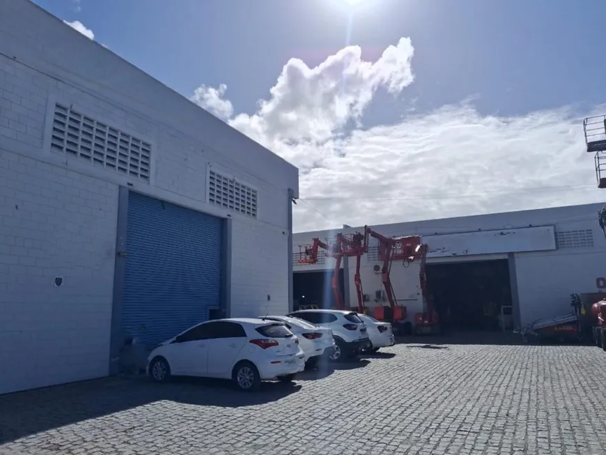 Foto 1 de Galpão/Depósito/Armazém para alugar, 275m² em São Cristóvão, Salvador