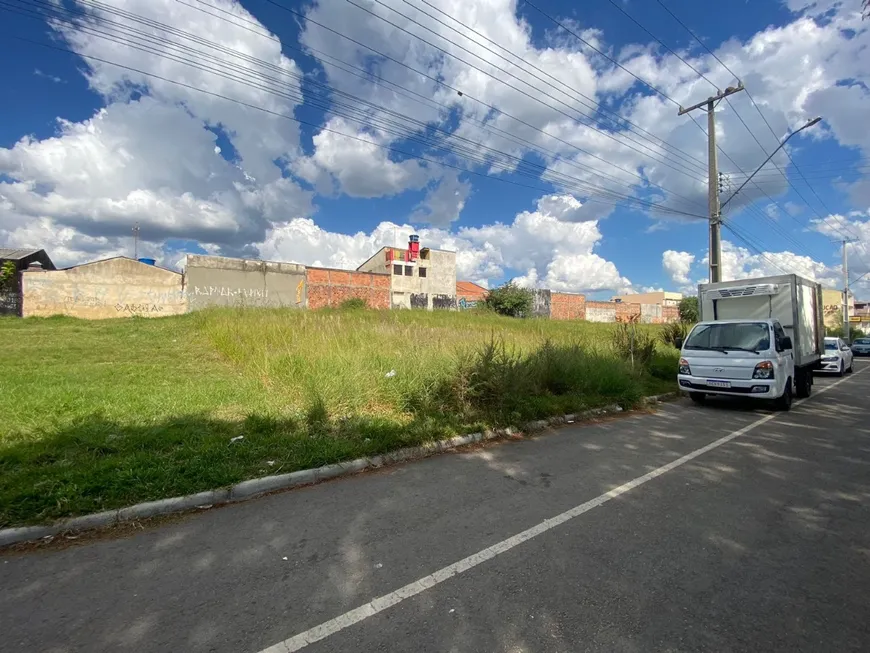 Foto 1 de Lote/Terreno à venda, 720m² em Campo de Santana, Curitiba