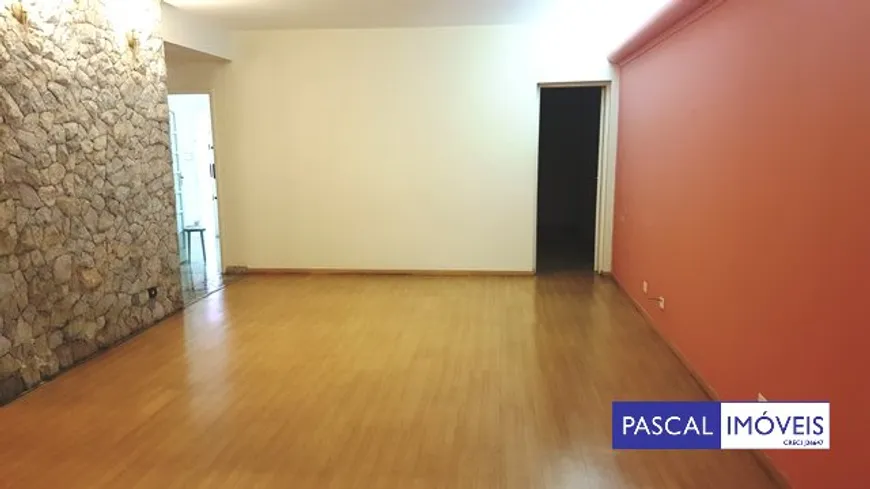 Foto 1 de Sobrado com 4 Quartos à venda, 350m² em Campo Belo, São Paulo