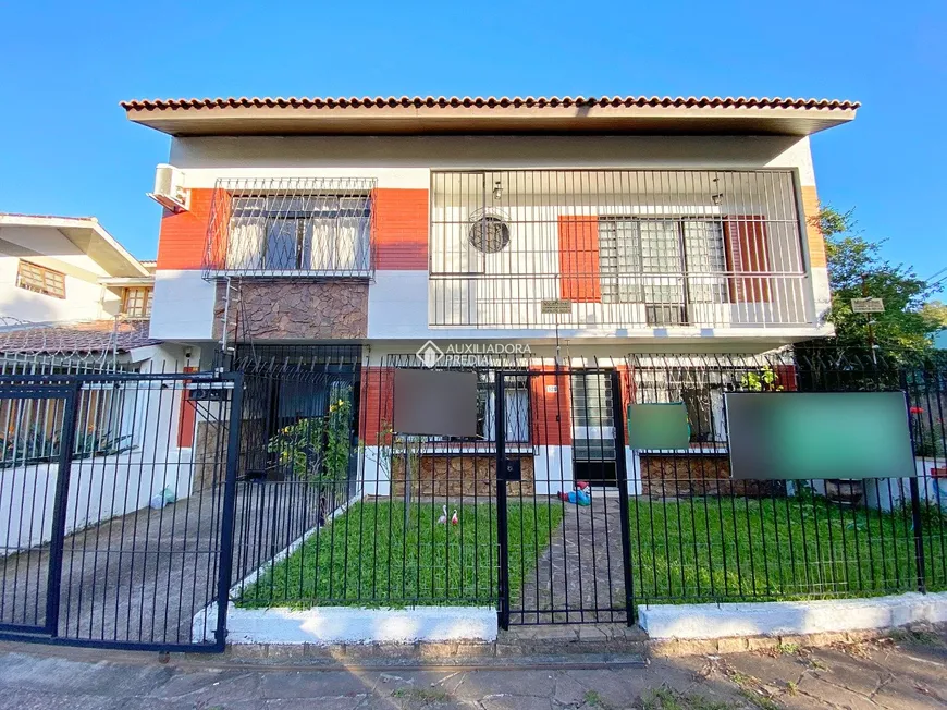 Foto 1 de Casa com 3 Quartos à venda, 215m² em Intercap, Porto Alegre