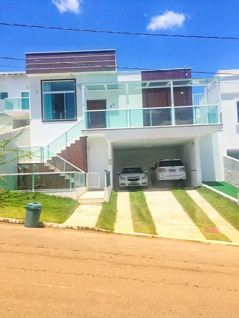 Foto 1 de Casa de Condomínio com 3 Quartos à venda, 300m² em Grama, Juiz de Fora