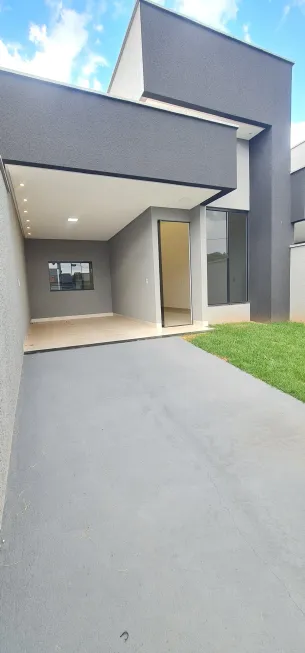 Foto 1 de Casa com 3 Quartos à venda, 50m² em Parque das Flores, Goiânia