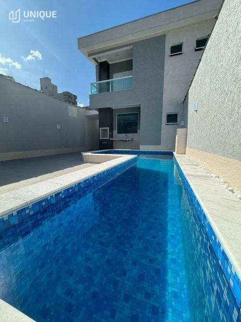 Foto 1 de Sobrado com 3 Quartos à venda, 150m² em Vila Tupi, Praia Grande