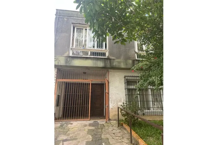 Foto 1 de Casa de Condomínio com 3 Quartos à venda, 179m² em Petrópolis, Porto Alegre