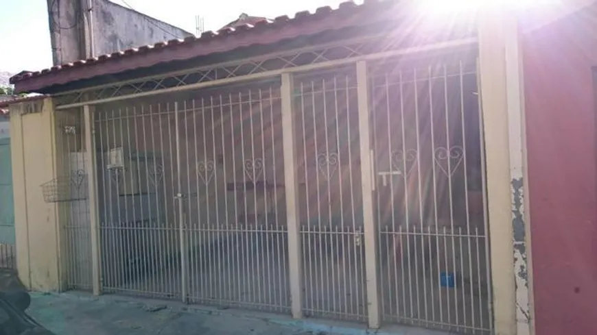 Foto 1 de Sobrado com 4 Quartos à venda, 150m² em Jardim Castanheira, São José dos Campos