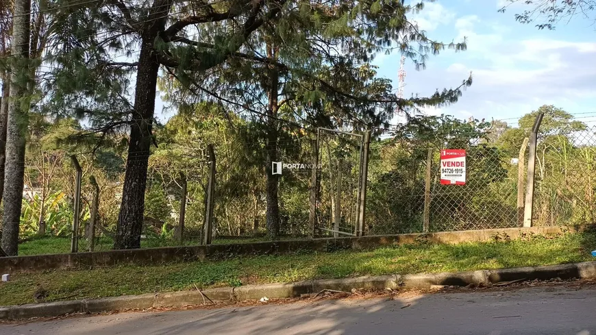 Foto 1 de Lote/Terreno à venda, 2150m² em Chacaras Lidia, Embu das Artes