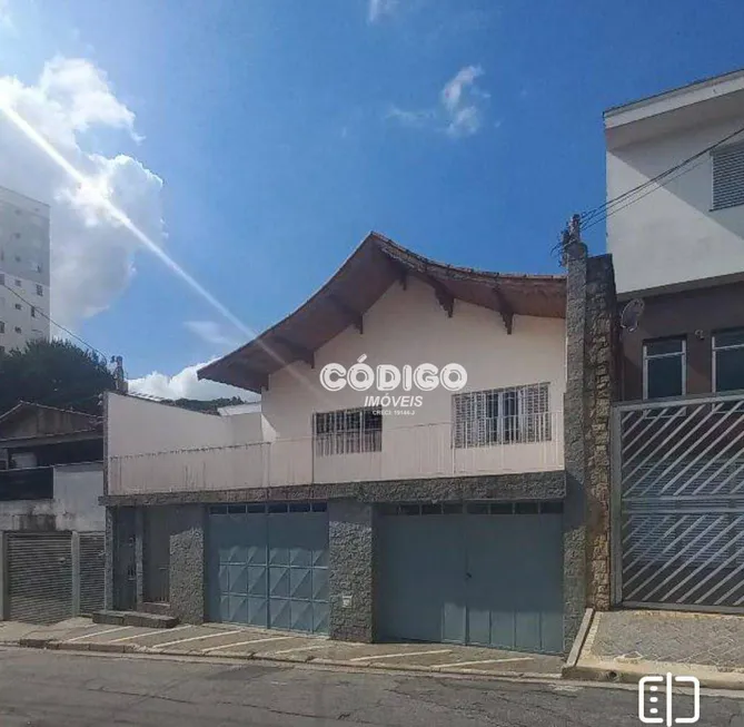 Foto 1 de Casa com 3 Quartos para alugar, 203m² em Gopouva, Guarulhos