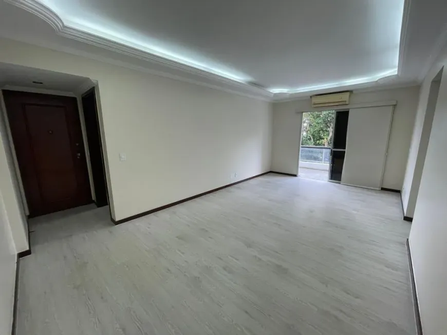 Foto 1 de Apartamento com 3 Quartos à venda, 127m² em Chapada, Manaus