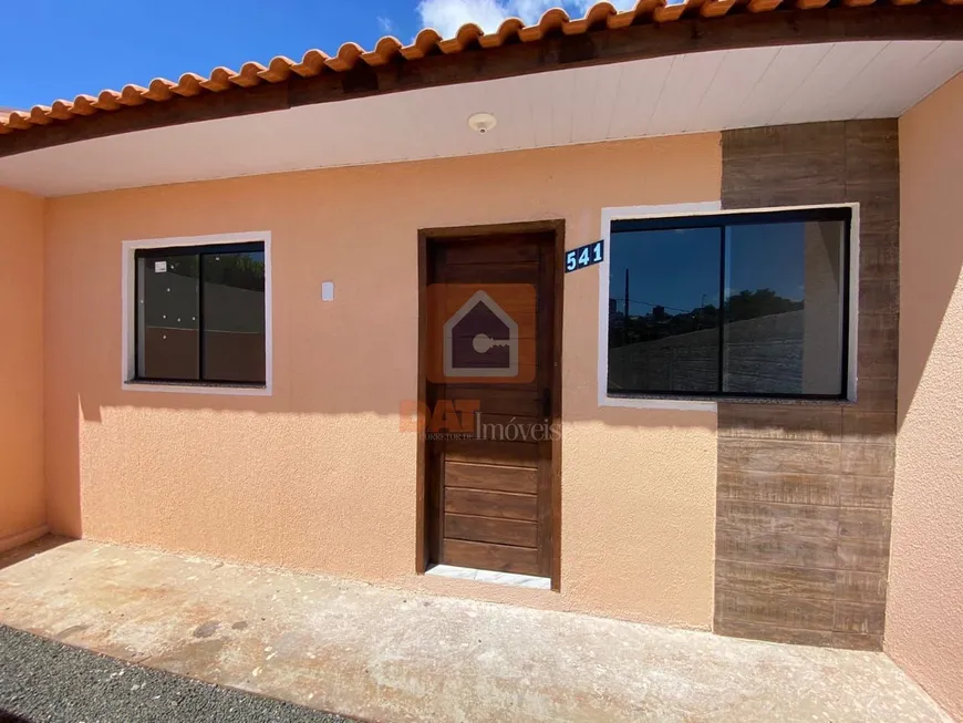 Foto 1 de Casa com 2 Quartos à venda, 46m² em Estrela, Ponta Grossa