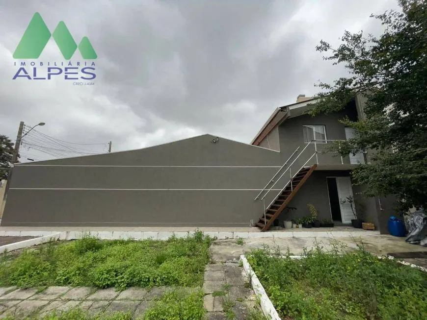Foto 1 de Casa com 4 Quartos à venda, 58m² em Xaxim, Curitiba