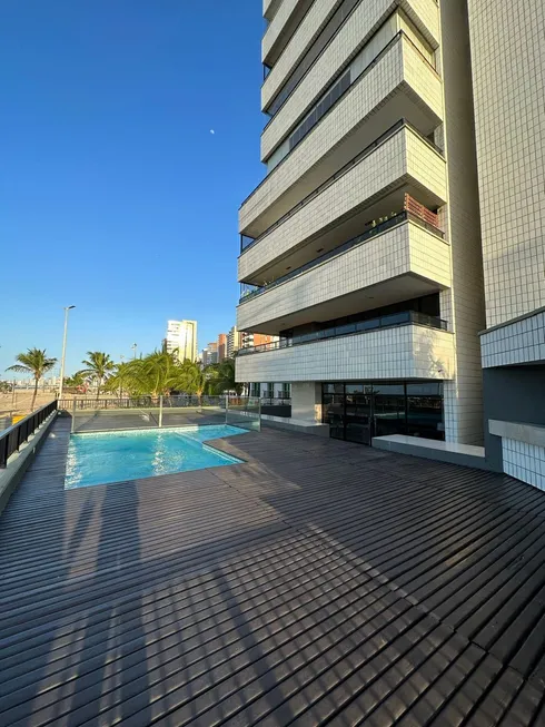 Foto 1 de Apartamento com 3 Quartos à venda, 339m² em Praia de Iracema, Fortaleza