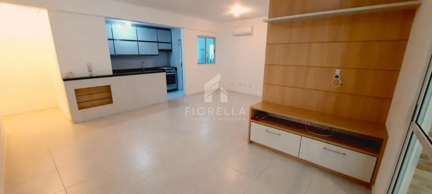 Foto 1 de Apartamento com 2 Quartos à venda, 98m² em Barreiros, São José