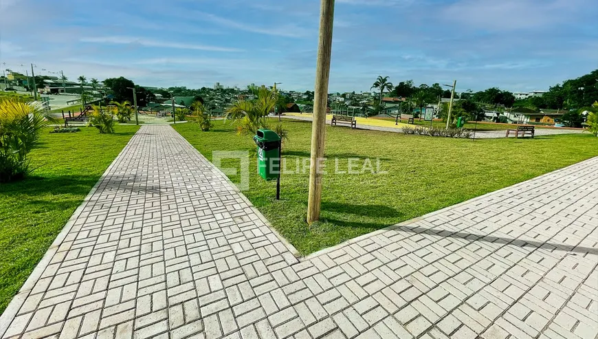 Foto 1 de Lote/Terreno à venda, 375m² em Jardim Janaína, Biguaçu