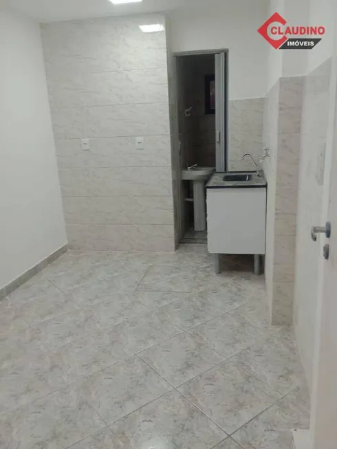 Foto 1 de Kitnet com 1 Quarto para alugar, 30m² em Jardim Vila Formosa, São Paulo