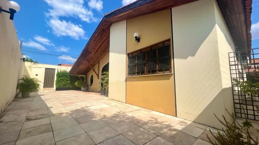 Foto 1 de Casa com 4 Quartos à venda, 260m² em Ininga, Teresina