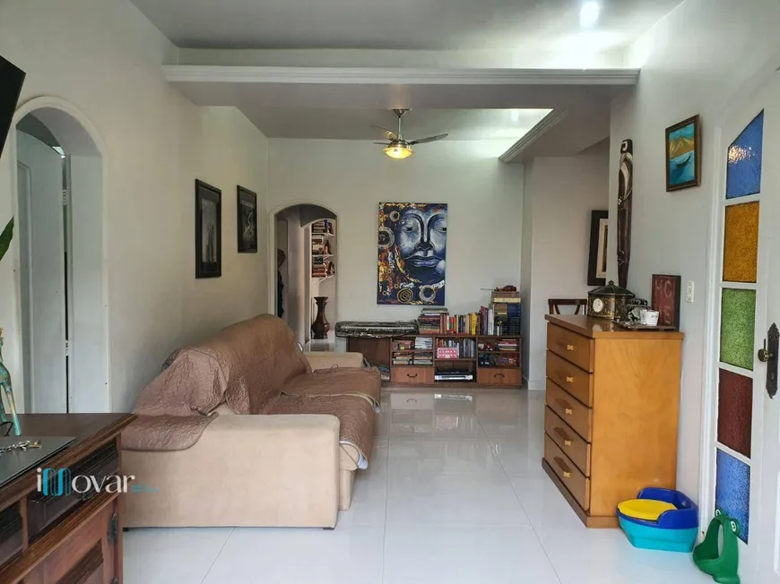 Foto 1 de Casa com 7 Quartos à venda, 224m² em Miramar, Macaé