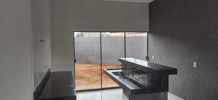 Foto 1 de Casa com 3 Quartos à venda, 122m² em Residencial Santa Fe, Goiânia