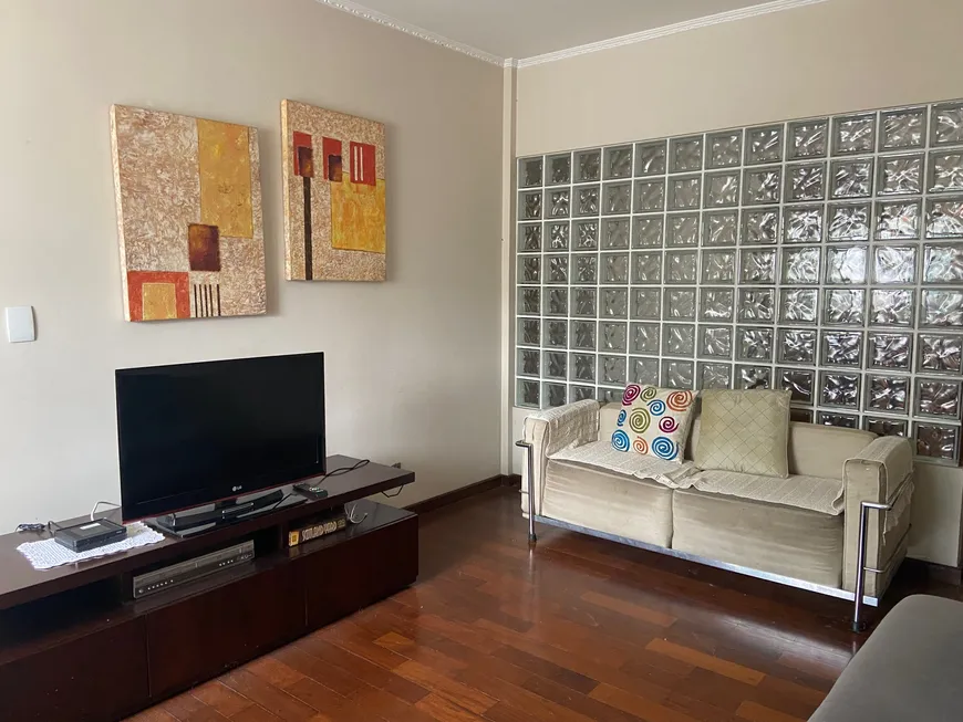 Foto 1 de Casa com 3 Quartos à venda, 180m² em Vila Ema, São Paulo