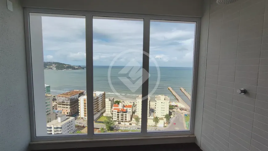 Foto 1 de Apartamento com 3 Quartos à venda, 68m² em Tabuleiro dos Oliveiras, Itapema