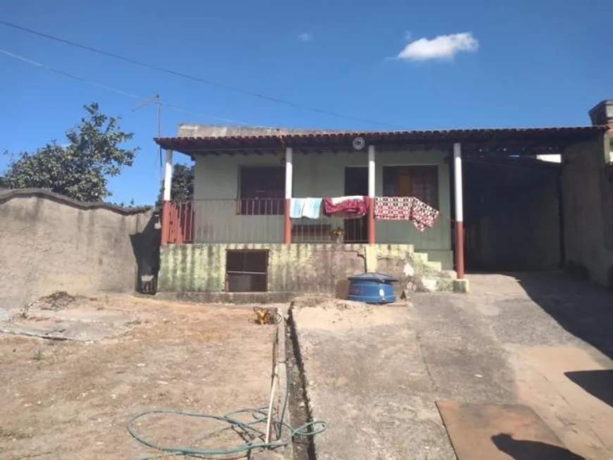 Foto 1 de Casa com 3 Quartos à venda, 360m² em Jardim Teresopolis, Betim