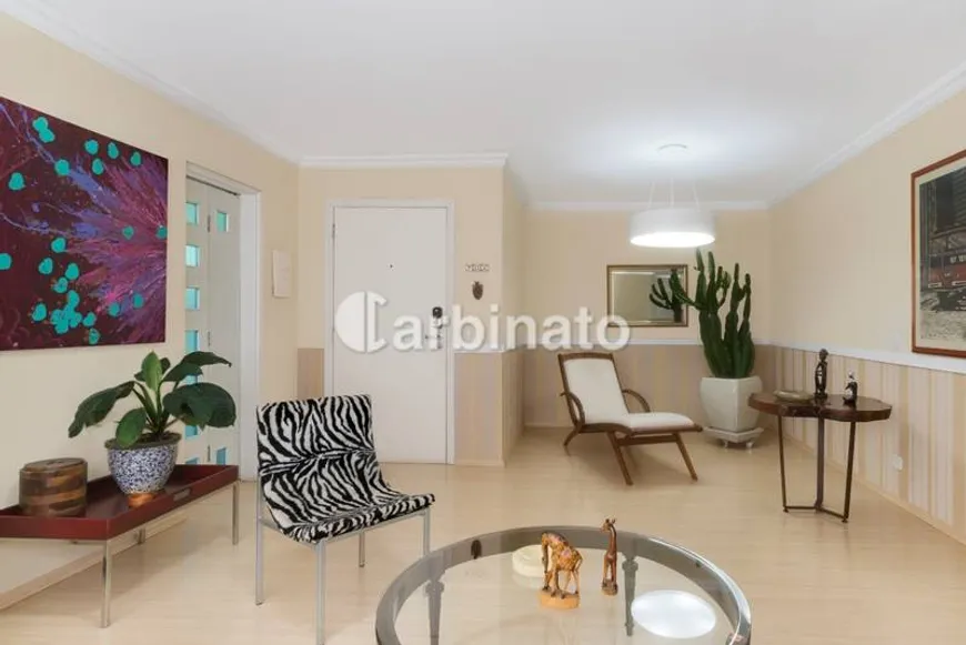 Foto 1 de Apartamento com 3 Quartos para venda ou aluguel, 105m² em Jardim América, São Paulo