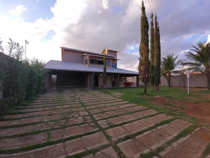 Foto 1 de Casa com 3 Quartos à venda, 720m² em , Bela Vista de Goiás