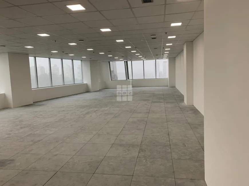 Foto 1 de Sala Comercial à venda, 650m² em Santo Amaro, São Paulo