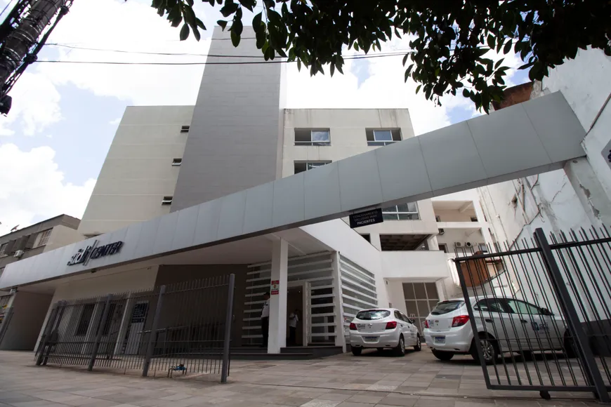Foto 1 de Sala Comercial para alugar, 27m² em Santana, Porto Alegre