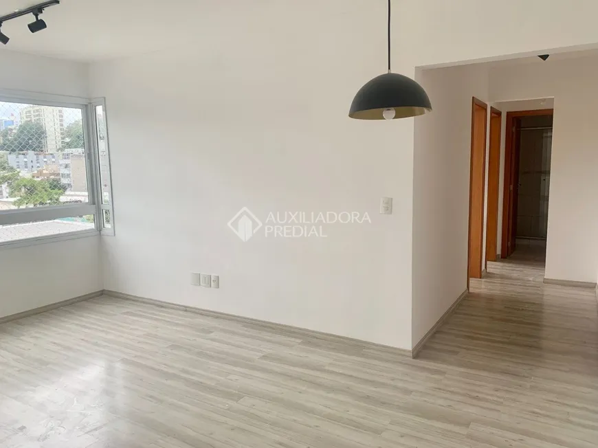 Foto 1 de Apartamento com 2 Quartos à venda, 55m² em Auxiliadora, Porto Alegre