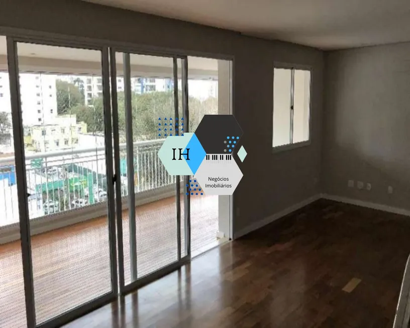 Foto 1 de Apartamento com 3 Quartos à venda, 135m² em Santo Amaro, São Paulo