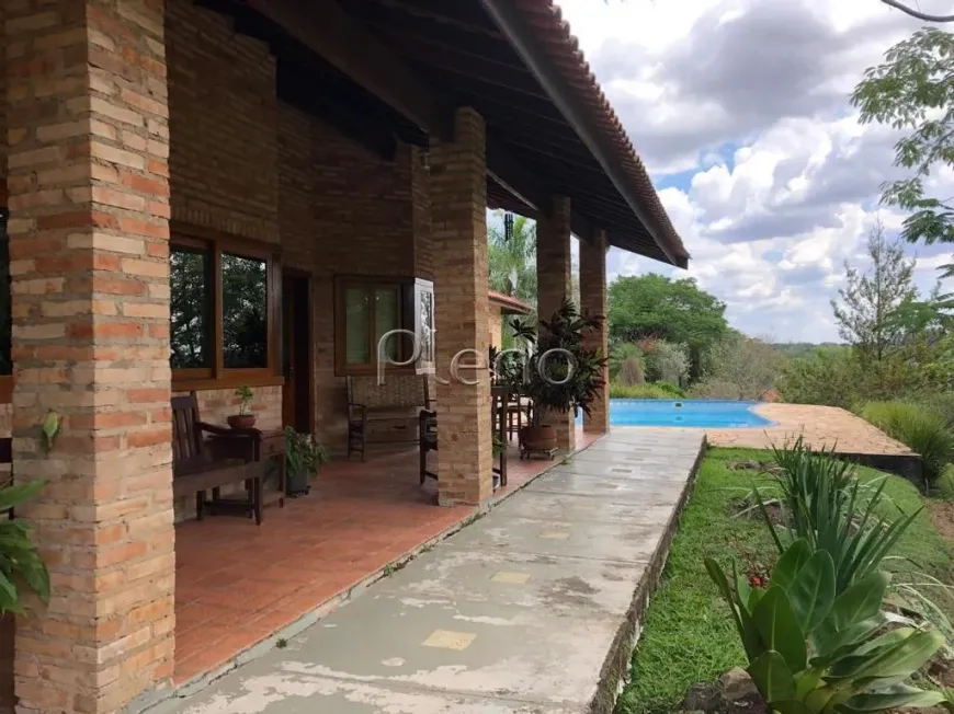 Foto 1 de Fazenda/Sítio com 5 Quartos à venda, 12000m² em Cachoeira, Vinhedo