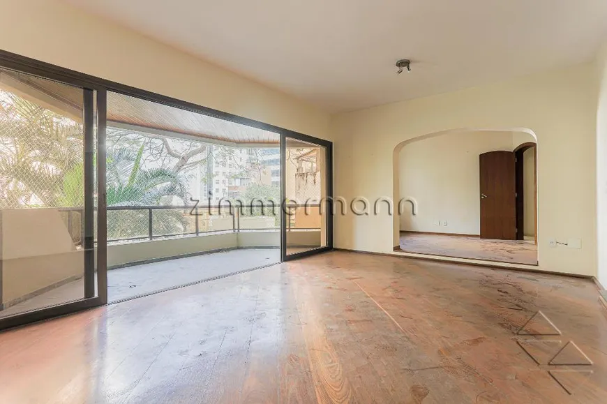 Foto 1 de Apartamento com 4 Quartos à venda, 190m² em Jardim Paulista, São Paulo