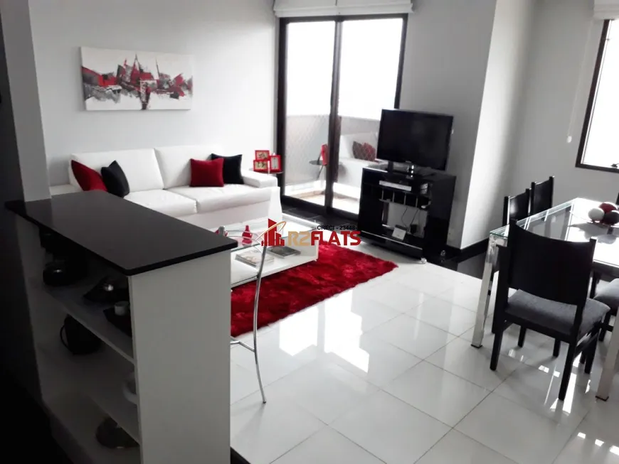 Foto 1 de Flat com 2 Quartos para alugar, 75m² em Itaim Bibi, São Paulo