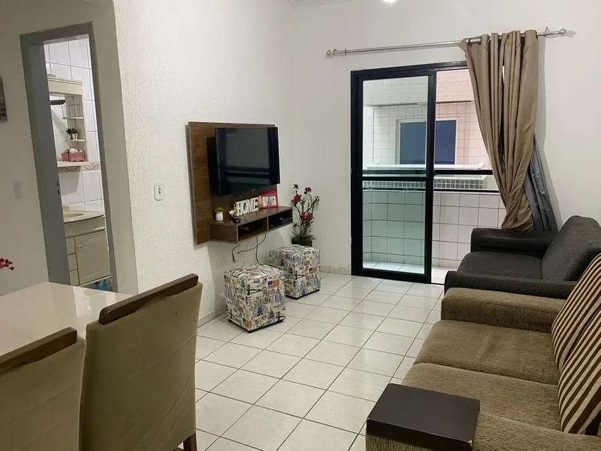 Foto 1 de Apartamento com 1 Quarto à venda, 41m² em Vila Assunção, Praia Grande