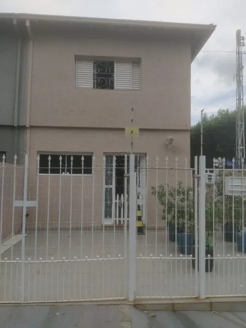 Foto 1 de Sobrado com 2 Quartos à venda, 154m² em Parque Industrial, São José do Rio Preto