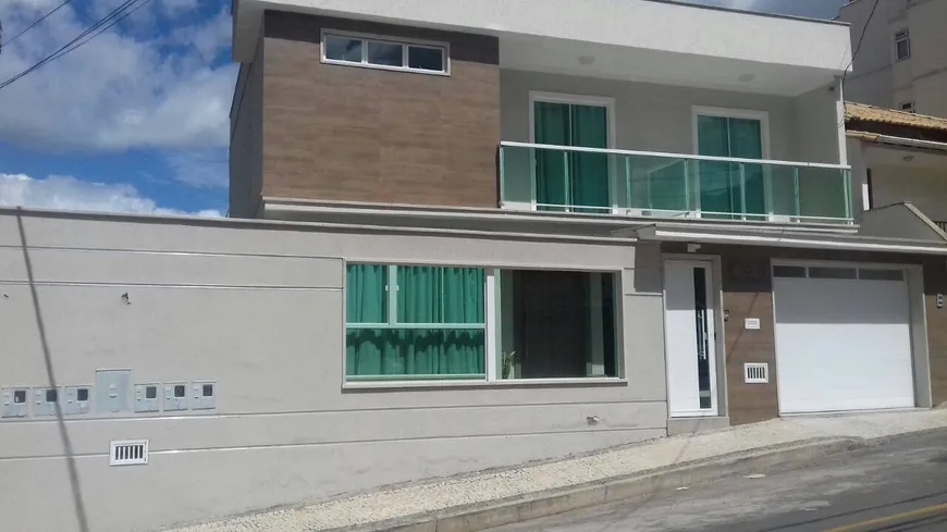 Foto 1 de Casa com 3 Quartos à venda, 360m² em Teixeiras, Juiz de Fora