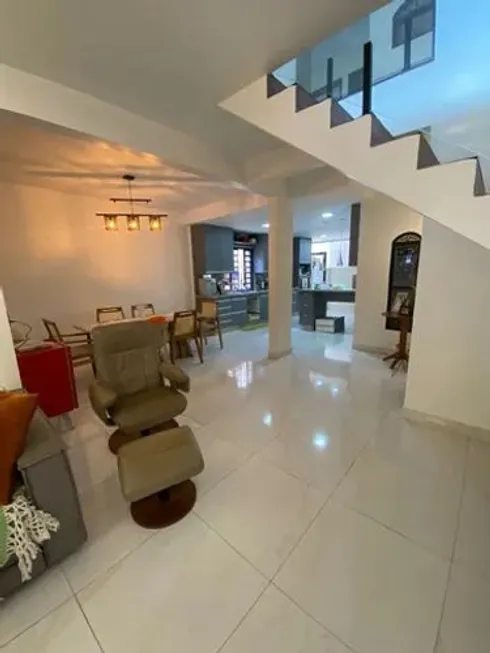 Foto 1 de Casa com 3 Quartos à venda, 80m² em Centro, Itajaí