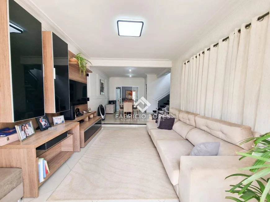 Foto 1 de Casa com 3 Quartos à venda, 133m² em Villa Branca, Jacareí