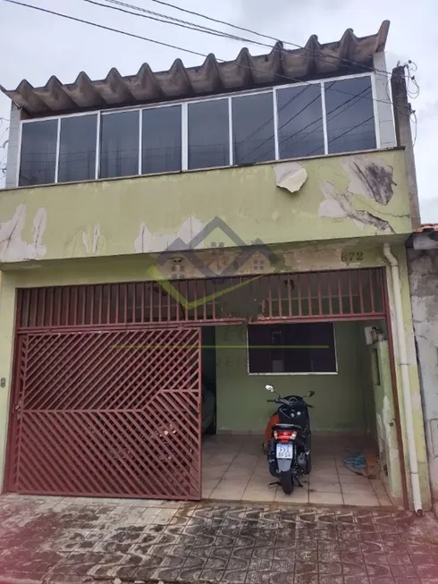 Foto 1 de Sobrado com 3 Quartos à venda, 216m² em Conjunto Residencial Irai, Suzano