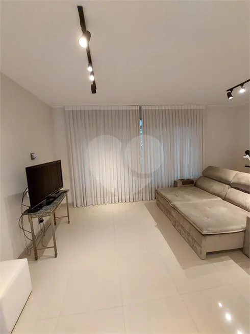 Foto 1 de Casa com 3 Quartos à venda, 270m² em Brooklin, São Paulo