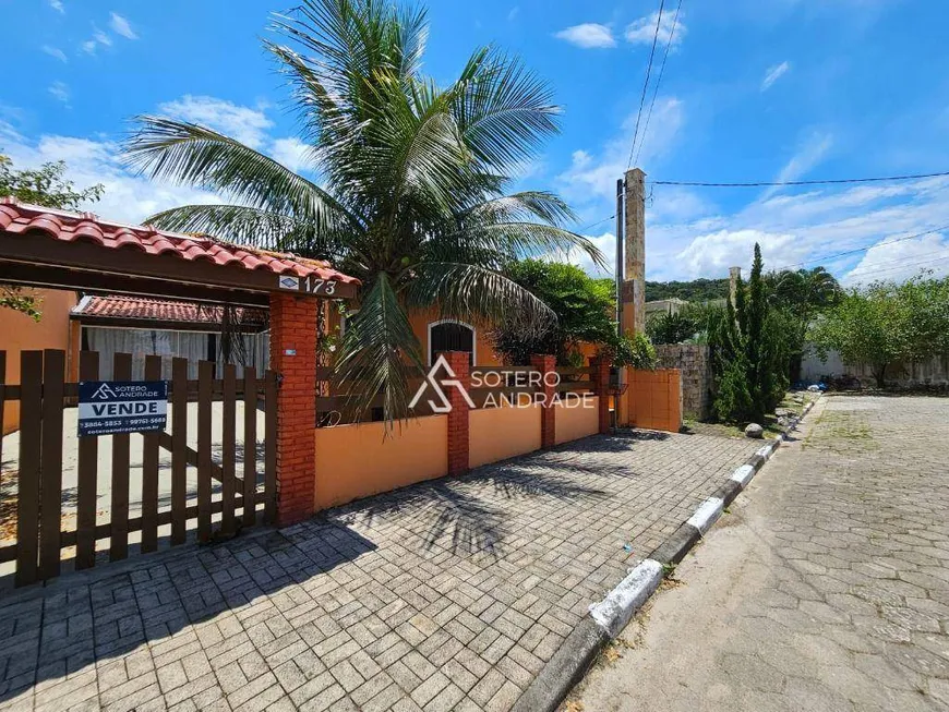 Foto 1 de Casa com 3 Quartos à venda, 184m² em Balneario Copacabana, Caraguatatuba